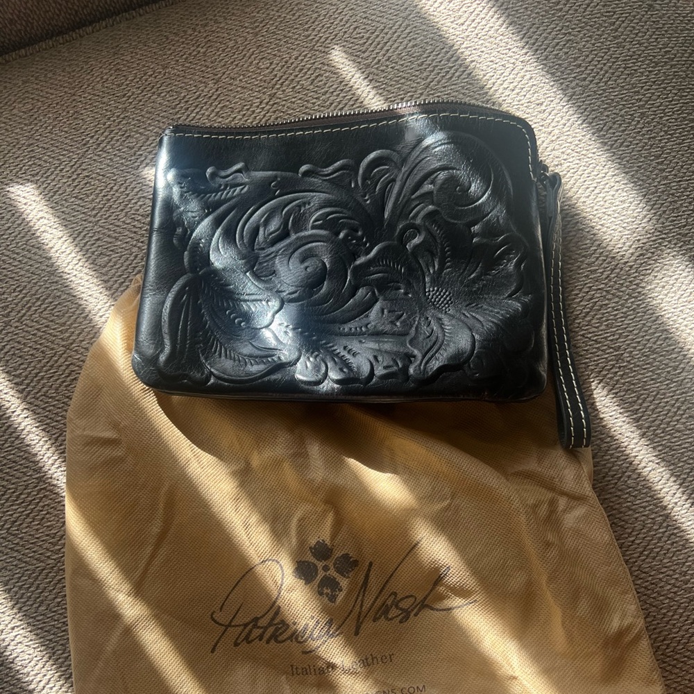 Patricia Nash Wristlet